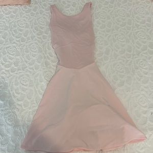 Lululemon court crush strawberry milkshake dress size 2